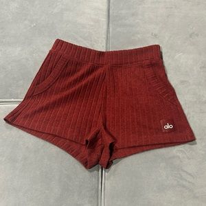 Alo yoga red cranberry - Gem